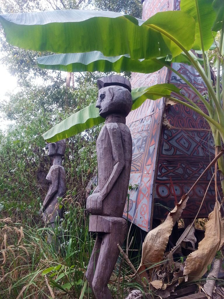 cemetary indigenous ratanakiri