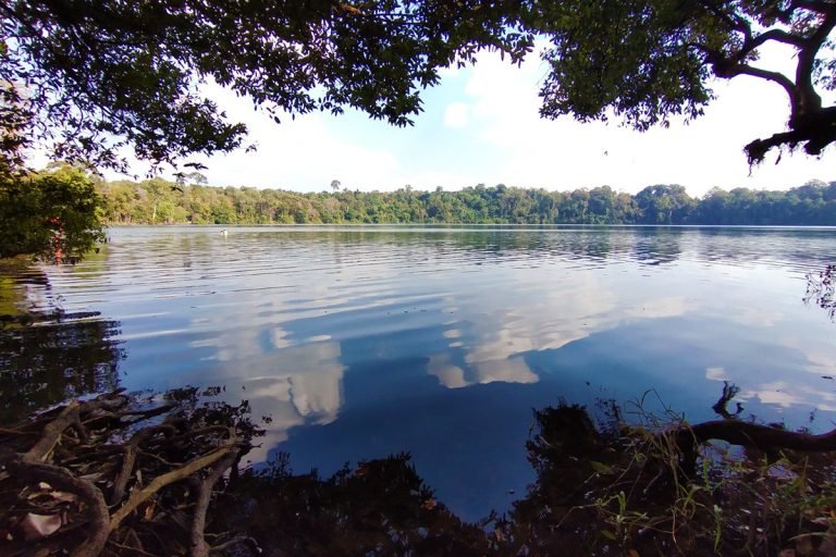 yeak laom crater lake